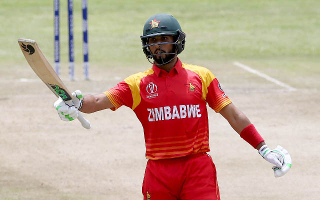 যে কারণে কোচের দৃষ্টান্তমূলক শাস্তি চাইলেন সিকান্দার রাজা?