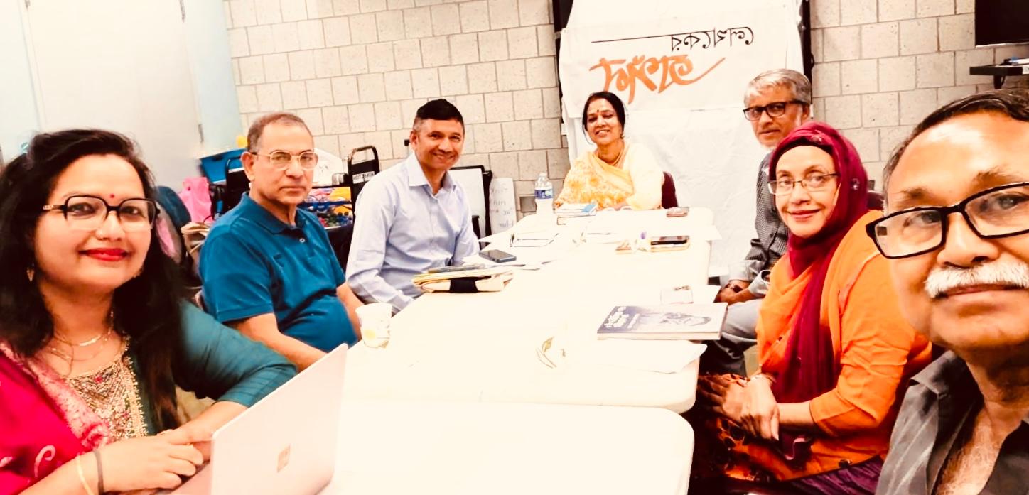 কুইন্স পাবলিক লাইব্রেরিতে ‘লেখকের অঙ্গন’-এর ২৬তম আসর: গ্রন্থালোচনায় প্রাণবন্ত সাহিত্য আড্ডা, নবীন-প্রবীণ লেখকদের মিলনমেলা